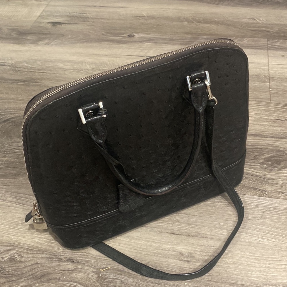 Women's Brooks Brothers Black Genuine Ostrich Leather Purse GUC